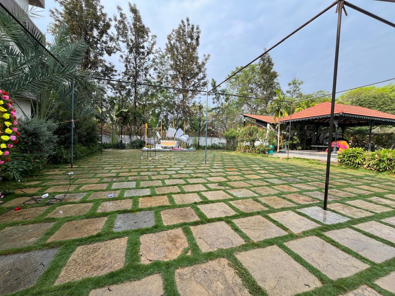 Stone & Grass Courtyard